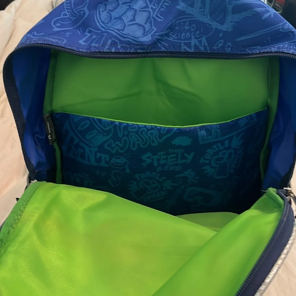 Ninja Turtle Backpack Pizza Rules with FREE NINJA TURTLE PLUSH